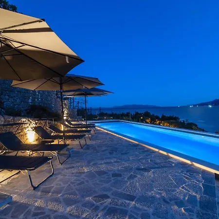 Apartamento Mare Sano 2 Bedroom #9 With Pool By Irundo *