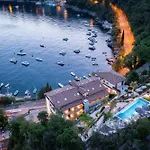Mare Sano 2 Bedroom #9 With Pool By Irundo Apartament