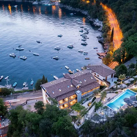 Mare Sano 2 Bedroom #9 With Pool By Irundo Apartment