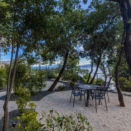 Mare Sano 2 Bedroom #9 With Pool By Irundo